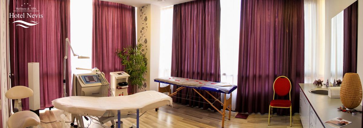 Hotel Nevis Wellness & 4*